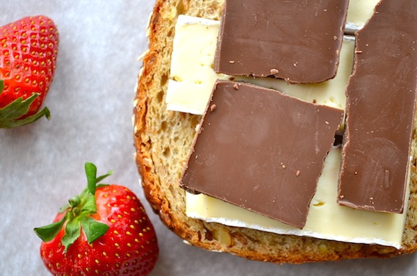 ROASTED STRAWBERRY & CHOCOLATE BRIE GRILLED CHEESE