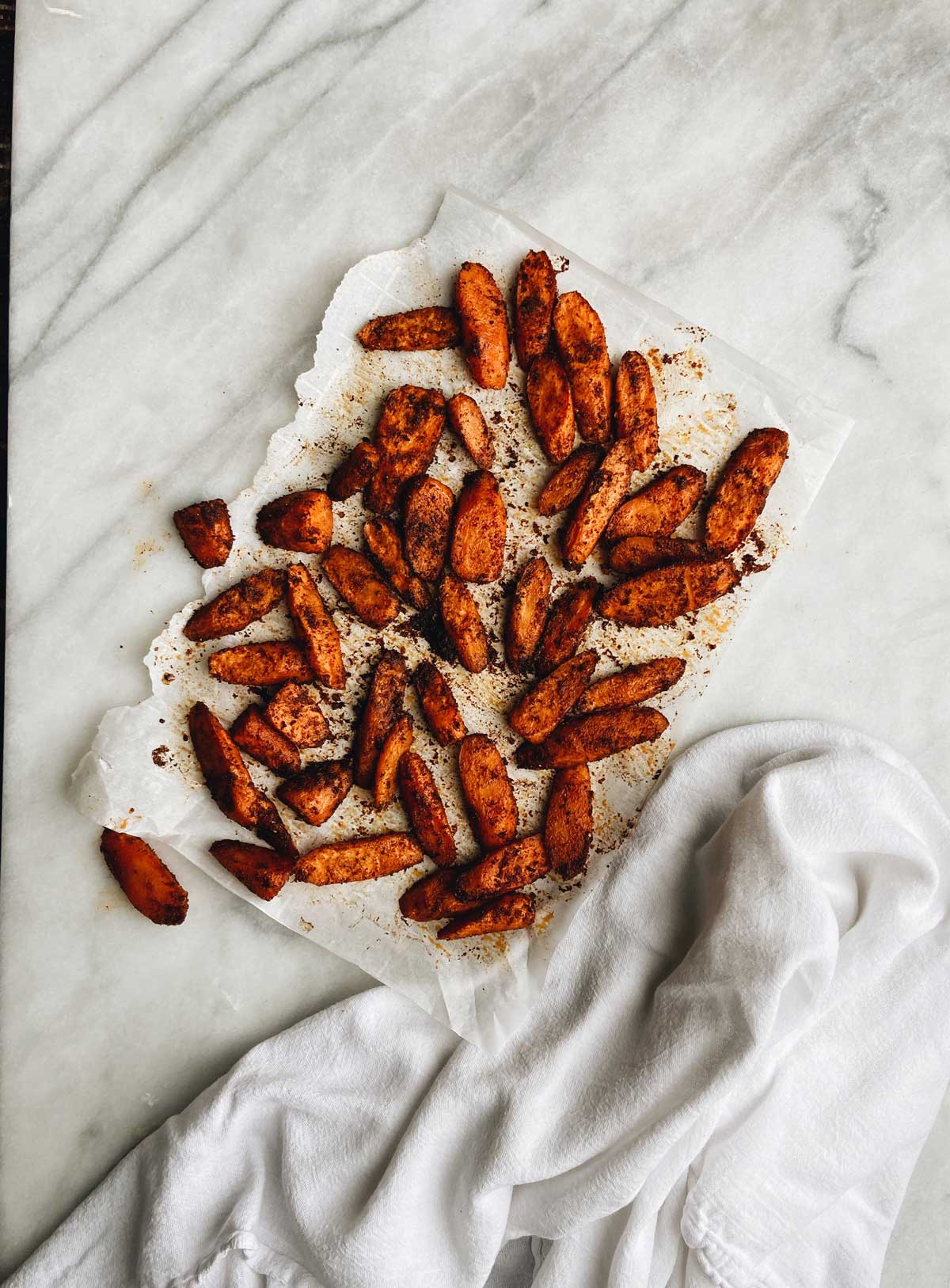 ROASTED SPICED CARROTS