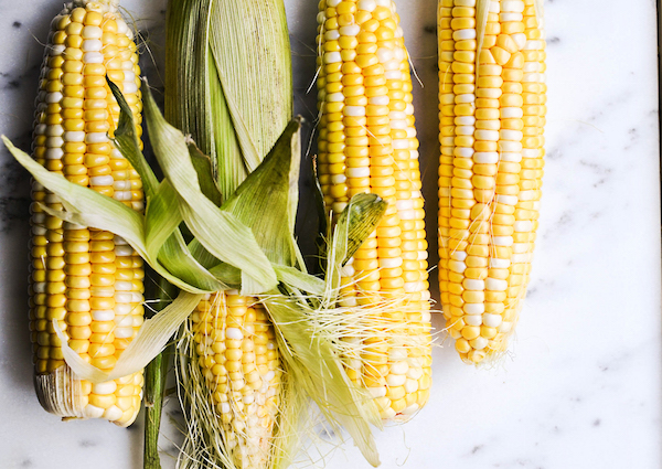 THE BEST WAY TO MAKE CORN ON THE COB